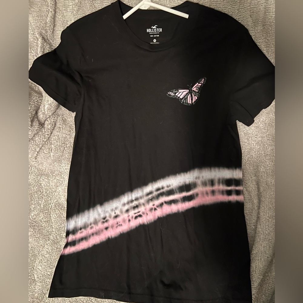 Hollister t-shirt